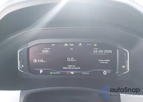 2022 Volkswagen Atlas Cross Sport 3.6L V6 Sel Premium R-Line z USA, uszkodzony, nr VIN 1V2FE2CAXNC219550